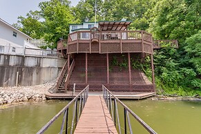 Lakefront Versailles Vacation Rental w/ Dock!