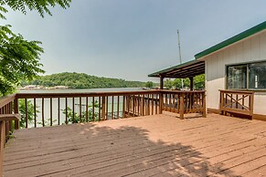 Lakefront Versailles Vacation Rental w/ Dock!