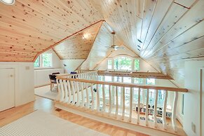 Lakefront Michigan Retreat w/ Private Dock