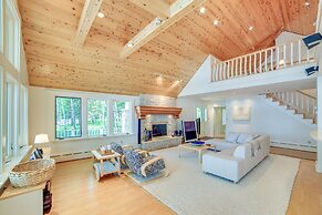Lakefront Michigan Retreat w/ Private Dock