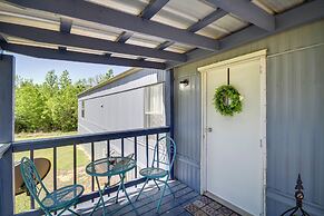Fire Pit + Deck: Peaceful Silver Creek Retreat