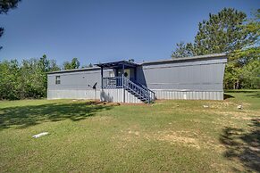 Fire Pit + Deck: Peaceful Silver Creek Retreat