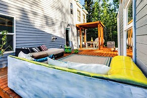 Delta Junction Rental w/ Shared Pool & Hot Tub!