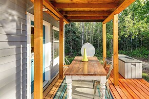 Delta Junction Rental w/ Shared Pool & Hot Tub!