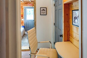 Delta Junction Rental w/ Shared Pool & Hot Tub!