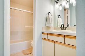 Lovely Crescent Bar Condo w/ Community Amenities!