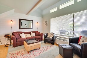Lovely Crescent Bar Condo w/ Community Amenities!