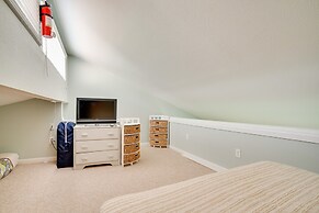 Lovely Crescent Bar Condo w/ Community Amenities!