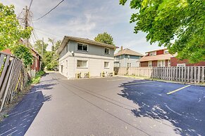 Top-floor Wyandotte Apt Near Detroit Riverfront!