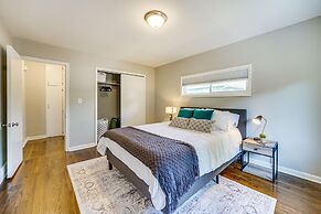 Top-floor Wyandotte Apt Near Detroit Riverfront!