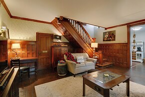 Historic Home on Farm, 15 Mi to Williamsport!