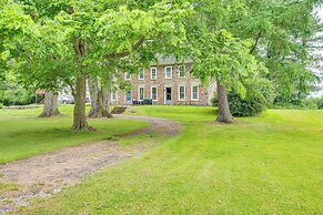 Historic Home on Farm, 15 Mi to Williamsport!