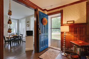 Historic Home on Farm, 15 Mi to Williamsport!