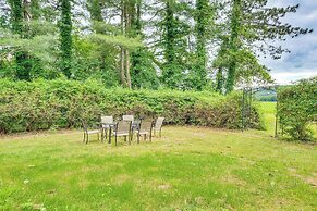 Historic Home on Farm, 15 Mi to Williamsport!