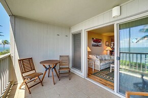 Kaunakakai Condo w/ Private Lanai & Ocean Views!