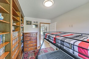 Wfh-friendly Columbiana Vacation Rental w/ Deck!