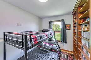 Wfh-friendly Columbiana Vacation Rental w/ Deck!