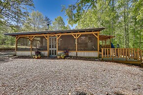 Pet-friendly Haleyville Cabin Rental w/ Kayaks!