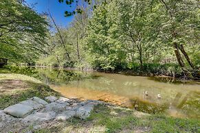 Pet-friendly Haleyville Cabin Rental w/ Kayaks!