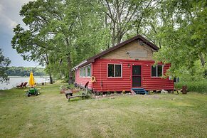 Rock River Hideaway on Private 5-acre Island!