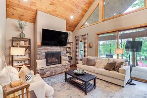 Gorgeous Drasco Home Near Greers Ferry Lake!