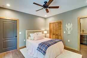 Gorgeous Drasco Home Near Greers Ferry Lake!