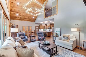 Gorgeous Drasco Home Near Greers Ferry Lake!