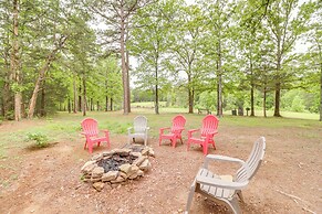 Gorgeous Drasco Home Near Greers Ferry Lake!