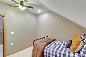 Gorgeous Drasco Home Near Greers Ferry Lake!