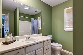 Near Highlands: 36-acre Scaly Mountain Lodge