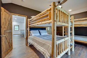 Secluded Marathon Hideaway w/ Fire Pit + Views!