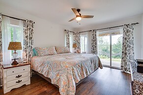 Secluded Marathon Hideaway w/ Fire Pit + Views!