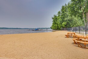 Chippewa Lake Cottage w/ Fire Pit!