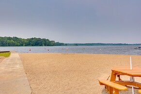 Chippewa Lake Cottage w/ Fire Pit!