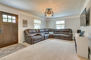 Chippewa Lake Cottage w/ Fire Pit!