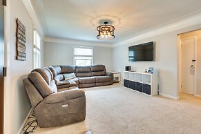 Chippewa Lake Cottage w/ Fire Pit!