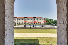 Swim, Golf & Bowl - Loretto Vacation Rental Apt!