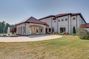 Swim, Golf & Bowl - Loretto Vacation Rental Apt!