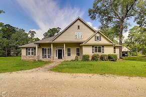 Airy Dayton Vacation Home w/ Deck + Private Yard!