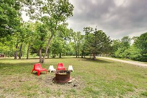 Family-friendly Lake Getaway w/ Dock Near KC!