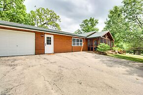 Family-friendly Lake Getaway w/ Dock Near KC!