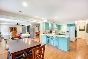 Family-friendly Lake Getaway w/ Dock Near KC!