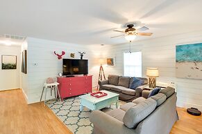 Family-friendly Lake Getaway w/ Dock Near KC!