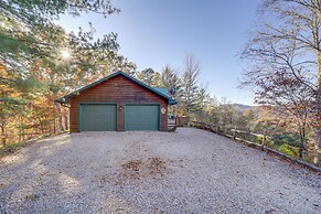 Almond Vacation Rental w/ Mountain Views!