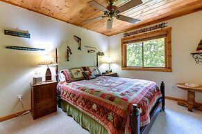 Almond Vacation Rental w/ Mountain Views!