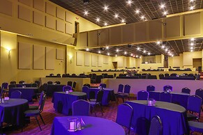 Resort Apartment in Loretto w/ Private Patio!