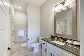 Resort Apartment in Loretto w/ Private Patio!