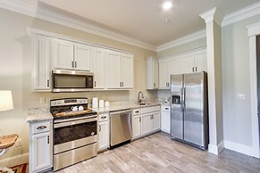 Resort Apartment in Loretto w/ Private Patio!