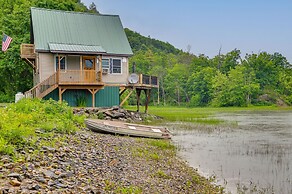 Cozy South Bay Cabin w/ Lake & Mountain Views