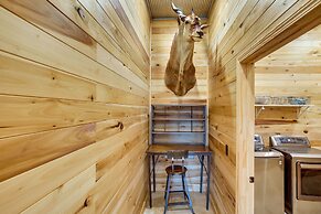 Burkesville Cabin, 3 Mi to Dale Hollow Lake!